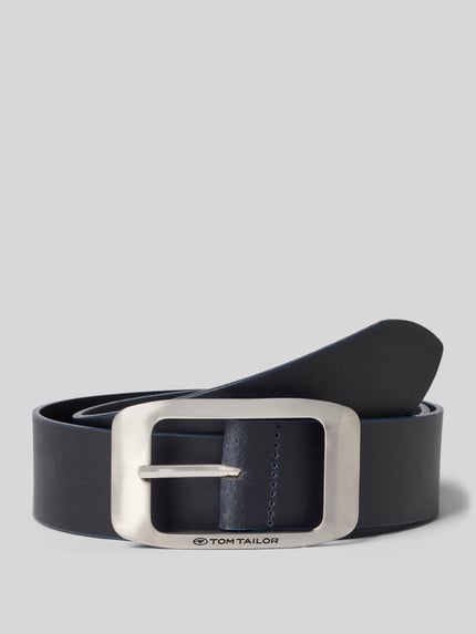 Produktfoto, Ledergürtel aus echtem Leder in klassischer Form von Tom Tailor, Optik: Unifarben, Dornschließe, Label-Prägung, Glattleder, Länge 101 cm bei Größe 90