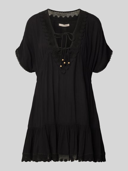 Minikleid aus Viskose mit Schnürung Modell 'AVELLE SEATIME' Shop The Look MANNEQUINE