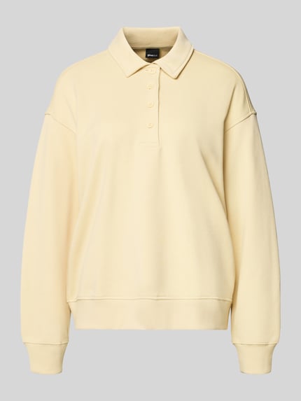 Sweatshirt mit Polokragen und Knopfleiste Shop The Look MANNEQUINE