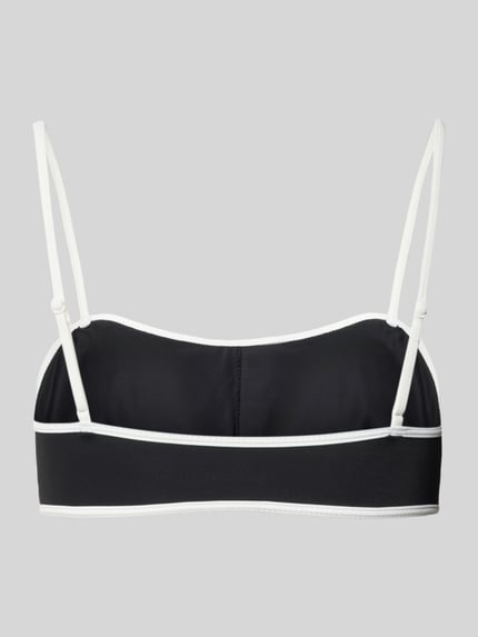 Produktfoto, czarne bikini bandażowe z białą kontrastową lamówką, cienkie regulowane ramiączka, mieszanka materiałów z dodatkiem streczu, model 'FIA SOLID' od Neo Noir