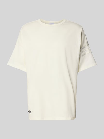 Regular Fit T-Shirt mit Logo-Stitching Modell 'Neu' Shop The Look MANNEQUINE