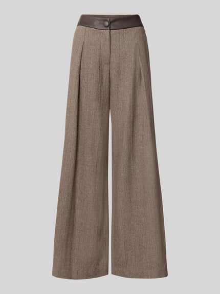Produktfoto, Wide Leg Hose aus Schurwoll-Mix mit Eingrifftaschen von Armani Exchange, brązowy odcień, szerokie nogawki, teksturowany materiał, jedwabna domieszka, zapięcie na guzik, Szerokość w rozmiarze 36: 36 cm, długość nogawki wewnętrznej w rozmiarze 36: 83 cm