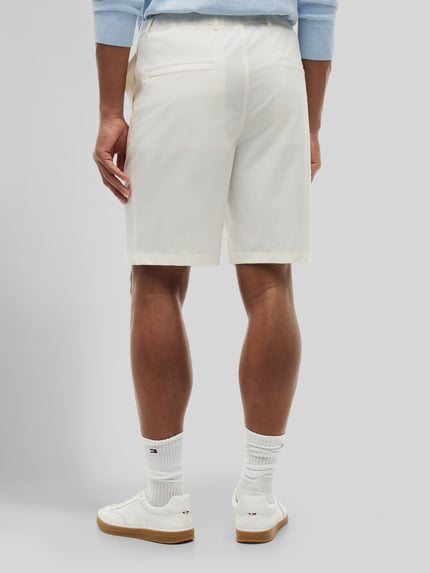Tommy Hilfiger Regular Fit Chinoshorts mit Label Stitching Offwhite 5