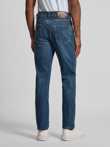 Tommy Hilfiger Jeansy o kroju straight fit z mieszanki bawełny model ‘DENTON’ Jeansowy niebieski 5