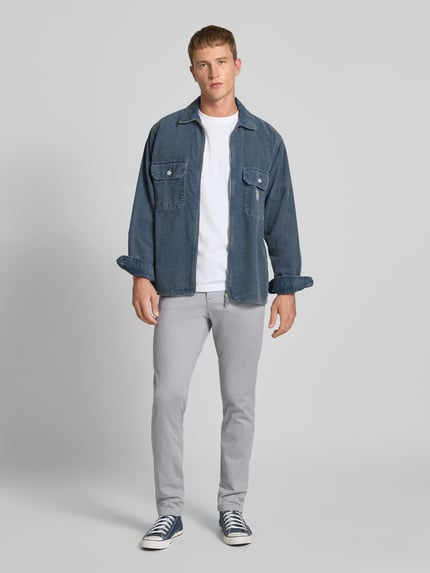 JACK & JONES Chinosy o kroju regular fit z dodatkiem streczu model ‘MARCO’ Srebrny 1