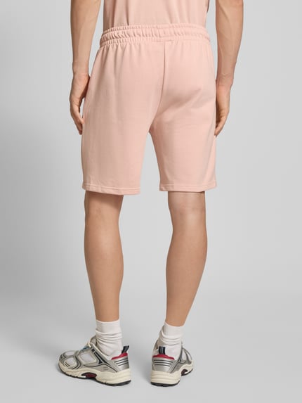 ellesse Regular Fit Sweatshorts mit Label-Print Modell 'MOLLA' Altrosa 5