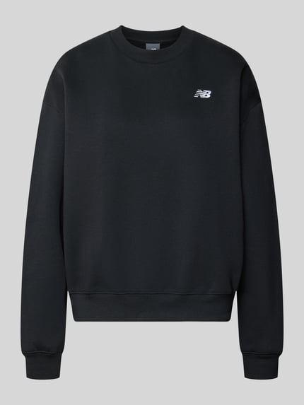 Produktfoto, Sweatshirt mit Rundhalsausschnitt von New Balance in Schwarz, Baumwoll-Mix, Relaxed Fit, dezentes Label-Stitching.