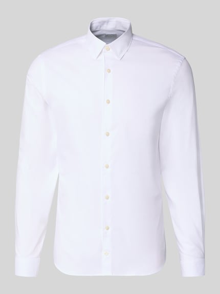 Produktfoto, Extra Slim Fit Business-Hemd mit Kentkragen Modell 'BRODIE' von Tiger of Sweden in Weiß, Knopfleiste, glatte Baumwollstruktur