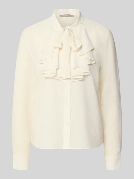 Productfoto, Regular Fit Schluppenbluse met ruches van Christian Berg Woman Selection, crèmekleurig, knoopsluiting, dames blouse, ruglengte 57 cm, mouwlengte 60 cm