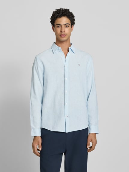 Tommy Jeans regular fit vrijetijdsoverhemd van mix van katoen en linnen Lichtblauw - 4