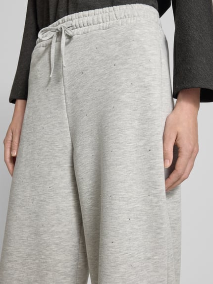 Rich & Royal Flared Fit Sweatpants mit Ziersteinbesatz Hellgrau 3
