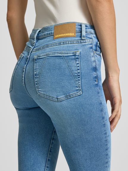 ARMEDANGELS Skinny fit jeans van katoenmix, model 'TILLAA' Lichtblauw - 3
