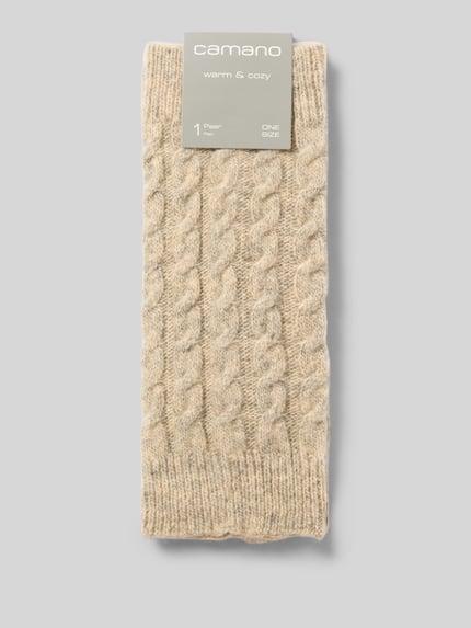 Produktfoto, Socken mit Zopfmuster von camano in warm beige, Kabelpatroon, zachte textuur, dames sokken, noorse look, met elastaan.