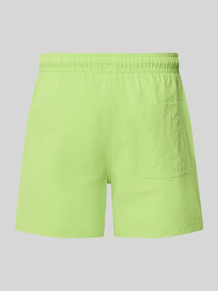 Produktfoto, Straight Fit Badeshorts mit Logo-Detail Modell 'Maui' von Jack & Jones, neon-grün, elastischer Bund mit Tunnelzug, glatte Textur
