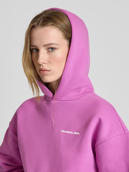 Colourful Rebel Bluza o kroju relaxed fit z kapturem i detalem z logo Fuksjowy 3