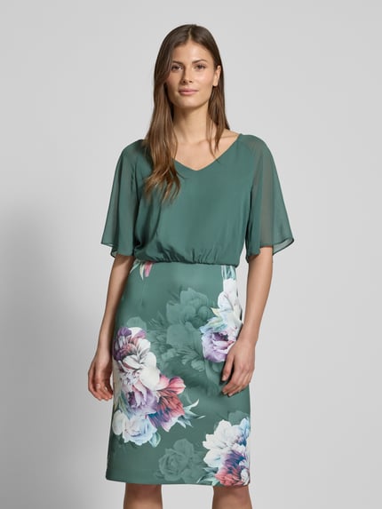 SWING Knielanges Cocktailkleid mit V-Ausschnitt Gruen 4
