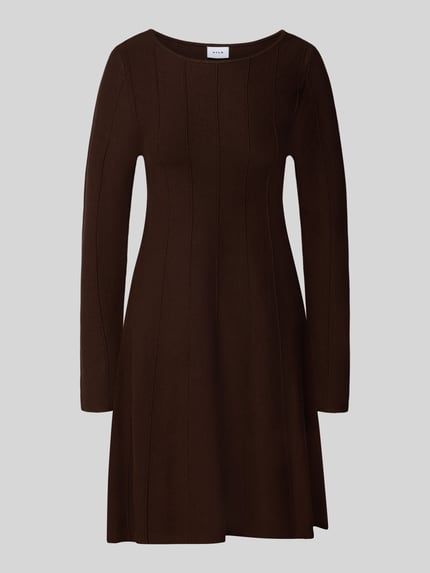 Produktfoto, Strickkleid mit Rundhalsausschnitt Modell 'VALUNI' von VILA in Dunkelbraun, A-Linie, LENZING™ ECOVERO™ Mix, Minikleid-Optik, glatte Textur.