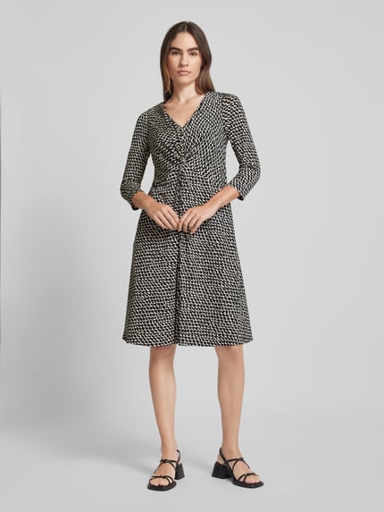 Vera Mont Knielanges Cocktailkleid mit V-Ausschnitt Black 4