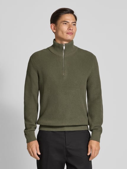 MCNEAL Strickpullover mit Troyer-Kragen Oliv 4