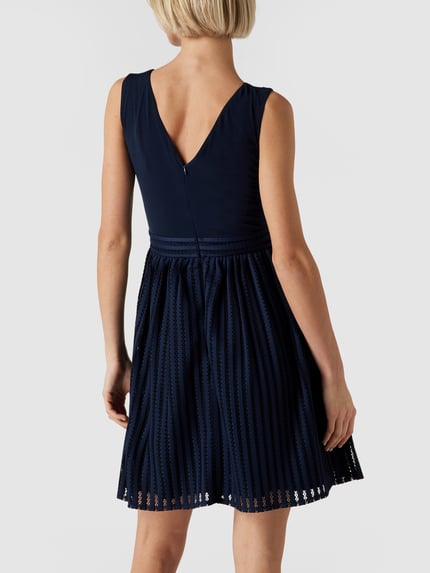 SWING Cocktailkleid mit Lochstickereien Marine 5