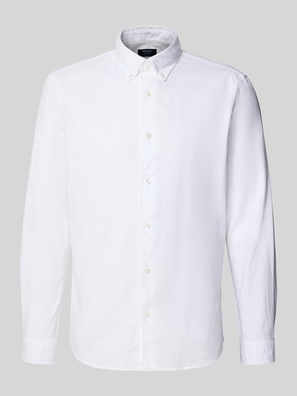 Produktfoto, weißes Slim Fit Freizeithemd aus reiner Baumwolle von MCNEAL mit Button-Down-Kragen, durchgehender Knopfleiste und langem Arm.