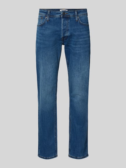Produktfoto, Straight Fit Jeans im 5-Pocket-Design Modell 'Mike' von Jack & Jones, bawełniany elastyczny materiał, krój straight fit, szerokość w rozmiarze 32/32: 43 cm, długość nogawki wewnętrznej w rozmiarze 32/32: 77 cm, niebieski denim, zapięcie na guzik i zamek.