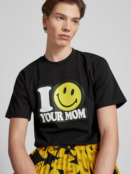 MARKET T-Shirt mit Rundhalsausschnitt Modell 'SMILEY YOUR MOM' Black 3