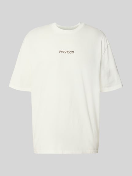 Produktfoto, Oversized T-Shirt aus Baumwolle Modell 'Stavoren' von Pegador in Weiß, Rundhalsausschnitt, Halbarm, Label-Detail, strukturierte Oberfläche
