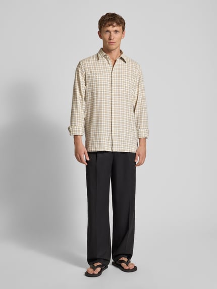 Les Deux Regular Fit Freizeithemd mit Kentkragen Modell 'John' Sand 1
