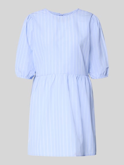 Produktfoto, Sukienka koszulowa Relaxed Fit Blusenkleid mit recyceltem Material Modell 'CLARA TESSA' von ONLY, efekt: wzór w paski, długość mini, okrągły dekolt, bufiaste rękawy, krótki rękaw, zapięcie na pętelkę, materiał z recyklingu z dodatkiem bawełny