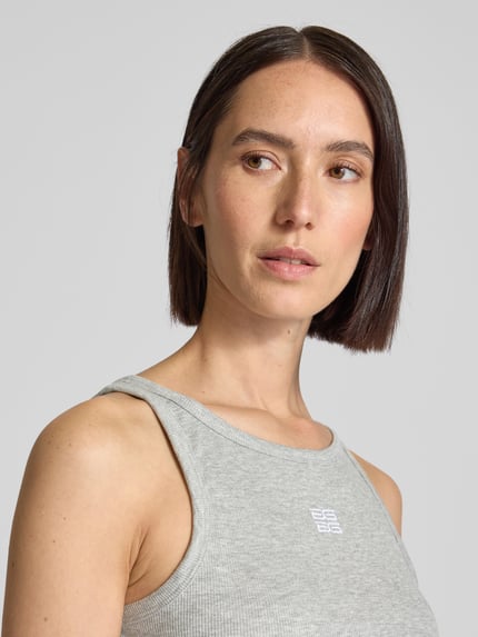 Gestuz Korte top met labelstitching, model 'drew' Lichtgrijs - 3