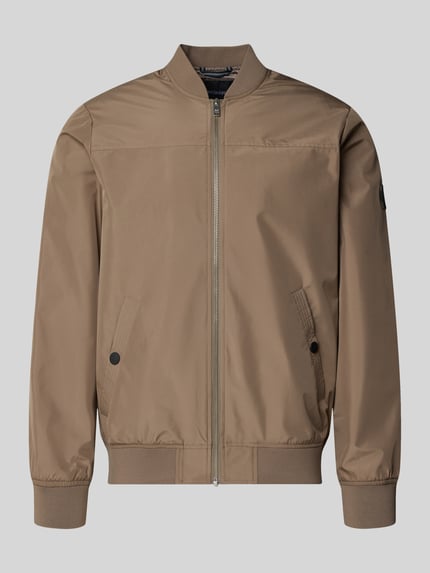 Produktfoto, Jacke mit Stehkragen Modell 'clay' von Matinique in Braun, glatte Oberfläche, Regular Fit, Reißverschluss, Taschen mit Druckknopf