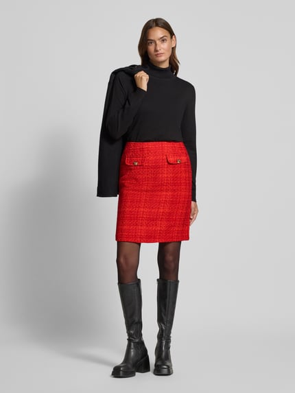 Christian Berg Woman Knielanger Rock in Bouclé-Optik Hellrot 1
