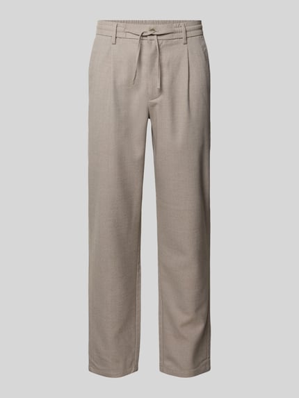 Produktfoto, Slim Fit Stoffhose mit Viskose-Anteil von Lindbergh in Beige, Elastischer-Material-Mix, Strukturmuster, Bundfalten, Tunnelzug, Gesäßtaschen, Eingrifftaschen, Knopf-Reißverschluss, Bundweite 41 cm, Innenbeinlänge 76 cm, Größe M.