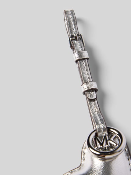 MICHAEL Michael Kors Anhänger mit Dornschließe und Label-Applikation Silber 3