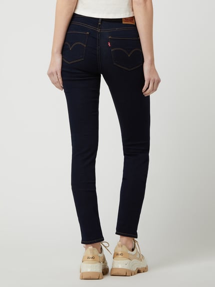 Levi's® 300 Jeansy Skinny Fit z efektem modelowania w 5 kieszeni Ciemnoniebieski 6