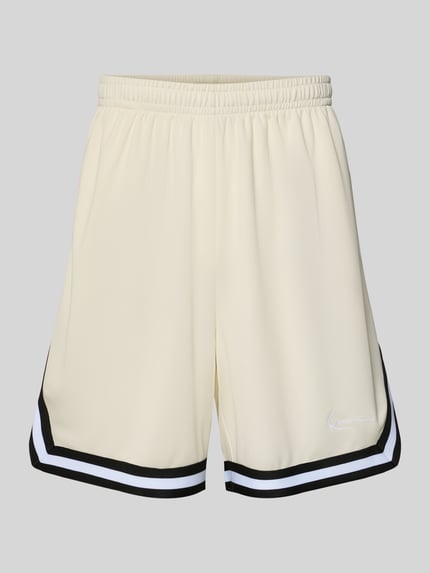 Produktfoto, Regular Fit Shorts mit elastischem Bund von KARL KANI in Creme mit Strukturmuster, Logo-Stitching, Bundweite 38 cm, Innenbeinlänge 21 cm