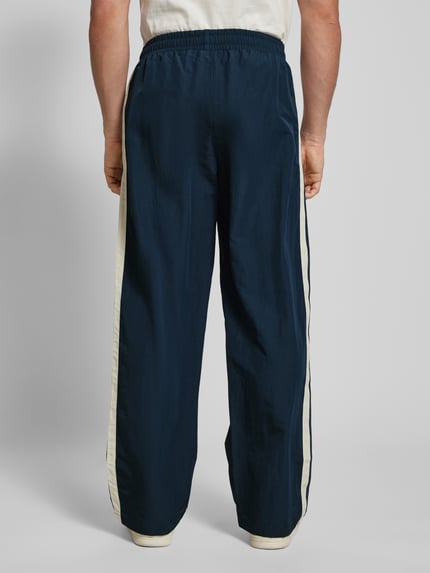 PROHIBITED Sweatpants mit elastischem Bund Marine 5