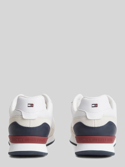 Tommy Hilfiger Sneakersy z naturalnej skóry z detale z logo Biały 4