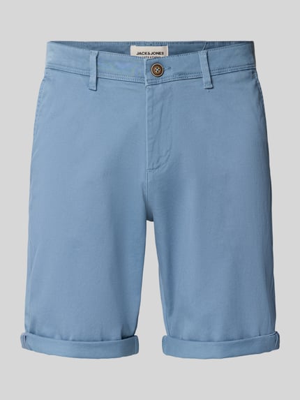 Produktfoto, Regular Fit Shorts mit Eingrifftaschen Modell 'BOWIE' von Jack & Jones aus Baumwoll-Elasthan-Mix in Hellblau, sichtbarer Umschlag, glatte Textur, Bundweite 43 cm, Innenbeinlänge 26 cm, Größe M