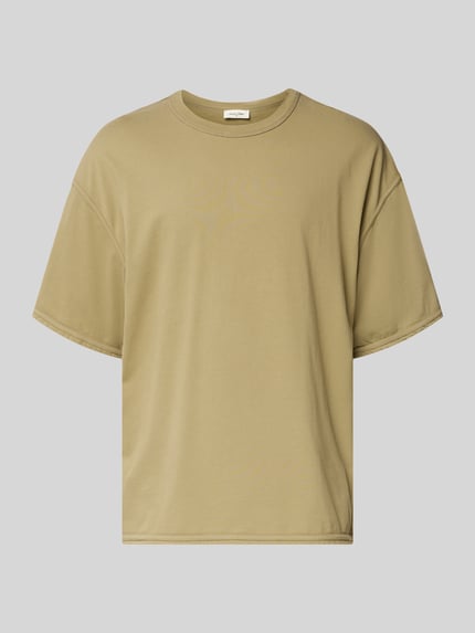 Produktfoto, T-Shirt mit überschnittenen Schultern Modell 'FAZY' von American Vintage in Beige, reine Baumwolle, Loose Fit, Rundhalsausschnitt.