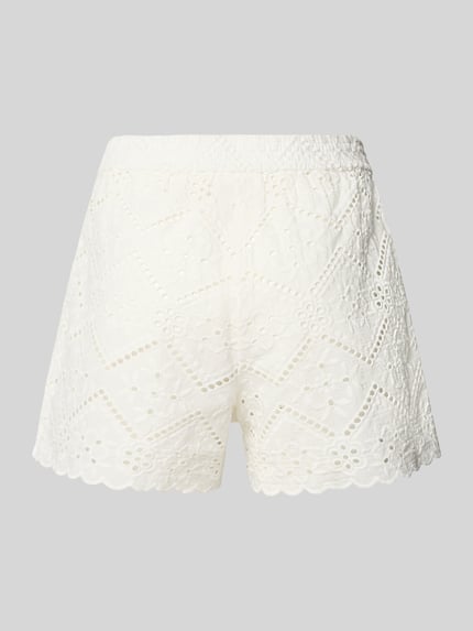 Produktfoto, witte korte broek met ajourwerk, loose fit, elastische band, puur katoen, Shorts met Lochstickerei Modell 'MEAVE' van MC2 Saint Barth