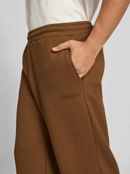 REVIEW Sweatpants mit elastischem Bund Mittelbraun 3