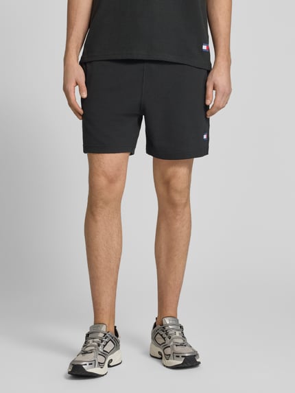 Tommy Jeans Regular Fit Sweatshorts aus Baumwoll-Mix Black 4