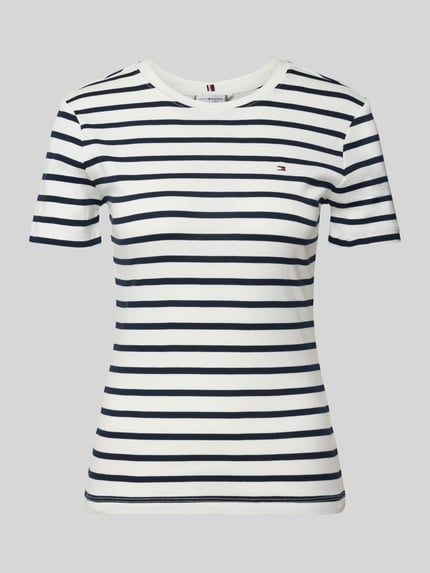 Produktfoto, Slim Fit T-Shirt aus reiner Baumwolle von Tommy Hilfiger, unifarbenes Design, Logo-Stitching, kurzarm, Rundhals, Jersey-Textur
