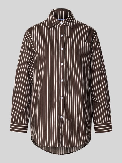 Produktfoto, Regular Fit Bluse aus reiner Baumwolle Modell 'MAVIE' von VILLA SOPHIE mit braun-weißem Allover-Streifenmuster, Hemdkragen, einreihiger Knopfleiste und Label-Applikation, langarm, glatte, leichte Textur
