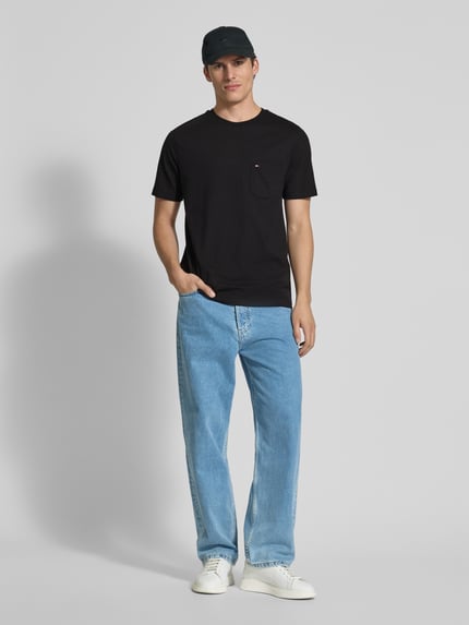 Tommy Hilfiger T-shirt o kroju regular fit z czystej bawełny Czarny 1