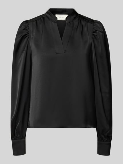 Produktfoto, blouse met lange mouwen van elastische materiaalmix in zwart satijn, schouderpartijen met rimpeling, ballonmouwen, V-hals, los model, Model 'Rosslyn' van Neo Noir, ruglengte maat 36: 56 cm, mouwlengte maat 36: 70 cm