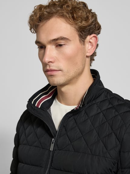 Christian Berg Men Steppjacke mit Stehkragen und Reißverschlusstaschen Black 3