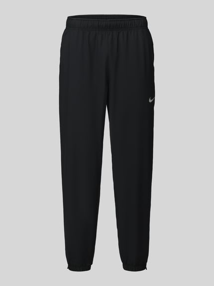 Nike Training Regular Fit Trainingshose mit Logo-Print Modell 'FORM' Black 2